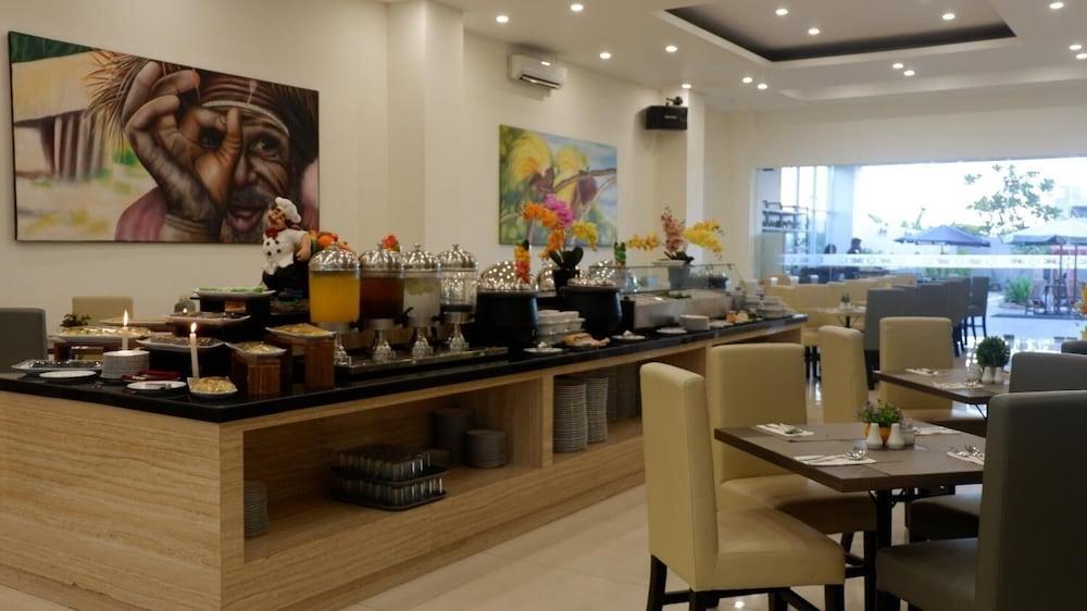 Vega Prime Hotel & Convention Соронг Экстерьер фото