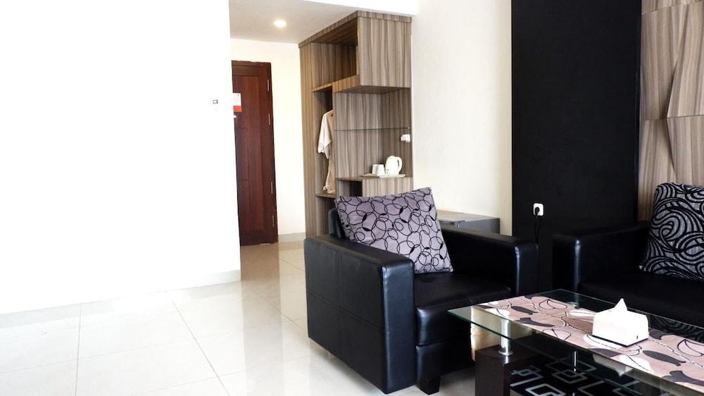 Vega Prime Hotel & Convention Соронг Экстерьер фото