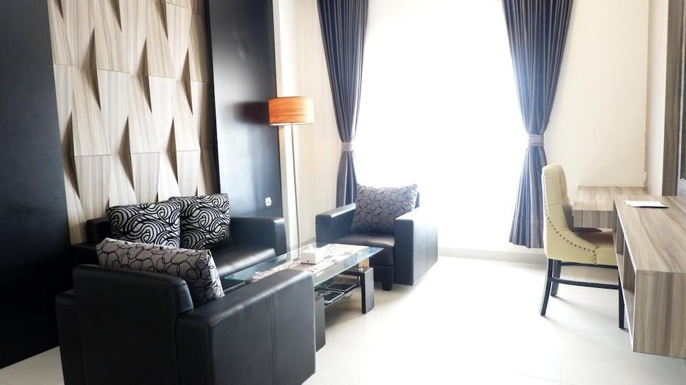 Vega Prime Hotel & Convention Соронг Экстерьер фото