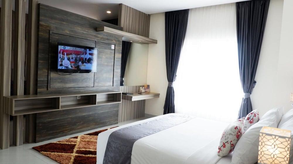 Vega Prime Hotel & Convention Соронг Экстерьер фото
