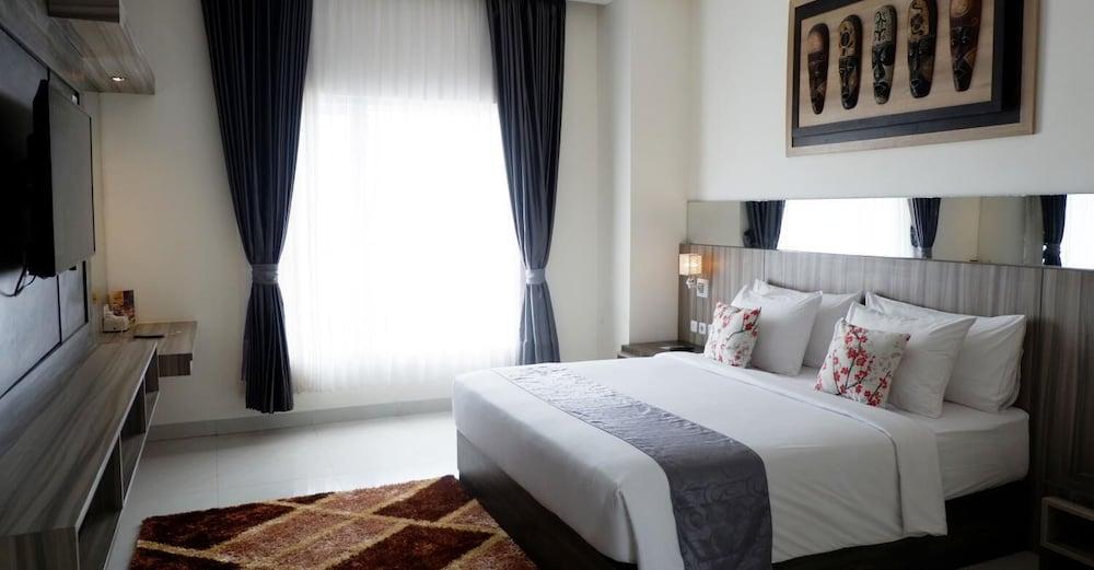 Vega Prime Hotel & Convention Соронг Экстерьер фото