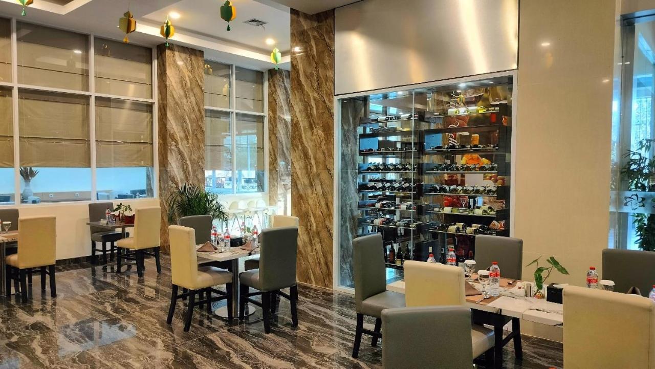 Vega Prime Hotel & Convention Соронг Экстерьер фото