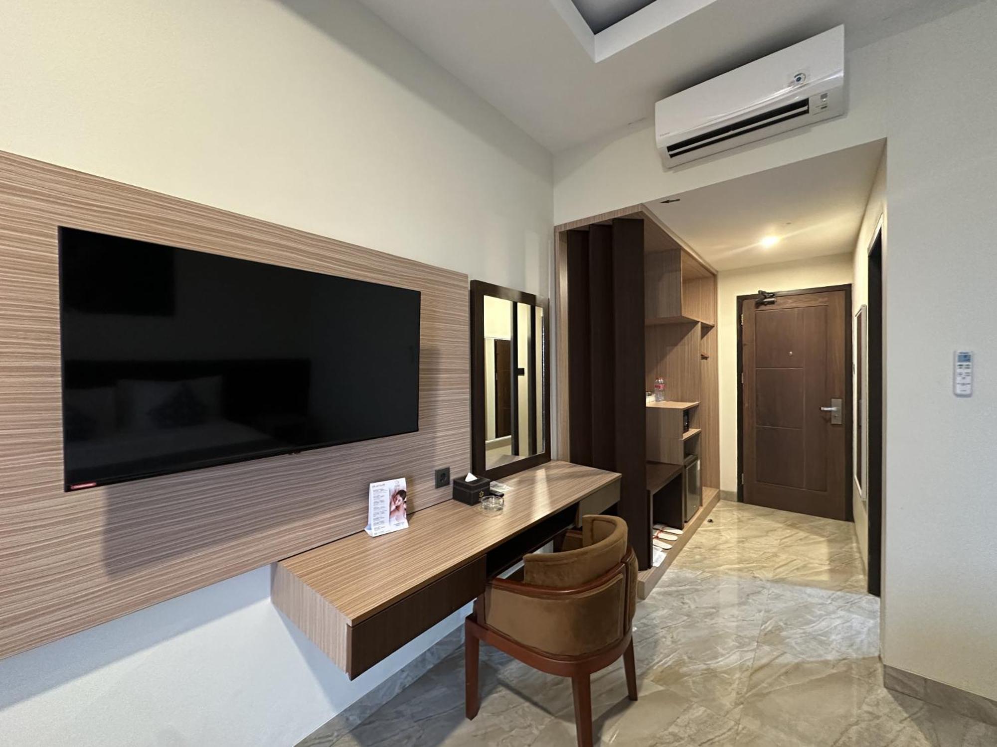 Vega Prime Hotel & Convention Соронг Экстерьер фото